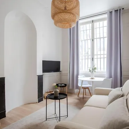 Le Montesquieu Apartment